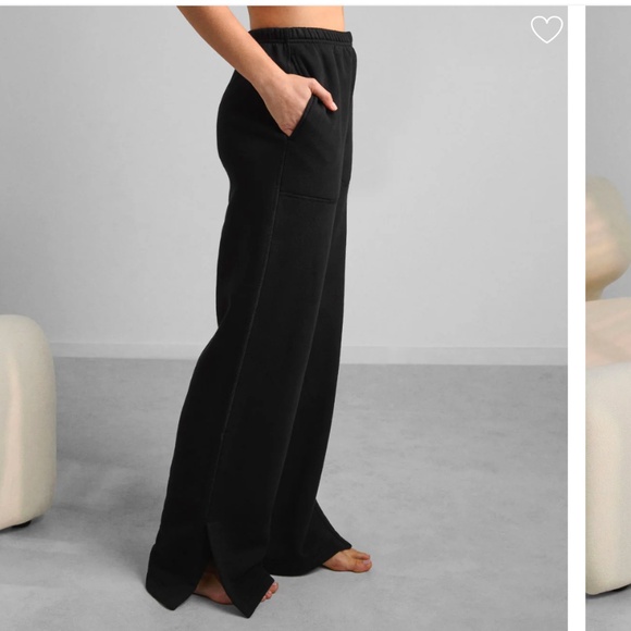 **SOLD** LUNYA BNWT Silksweats™ Reversible Straight Leg Pant in Black Size S - Picture 2 of 6